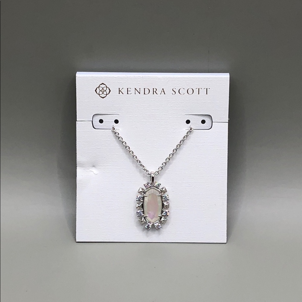 Kendra Scott Shanley Silver Short Pendant Necklace Silver NEW Rhodium Plated.